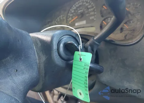 2004 Chevrolet Silverado 1500 Z71 from USA, damaged, VIN 2GCEK19TX41316969